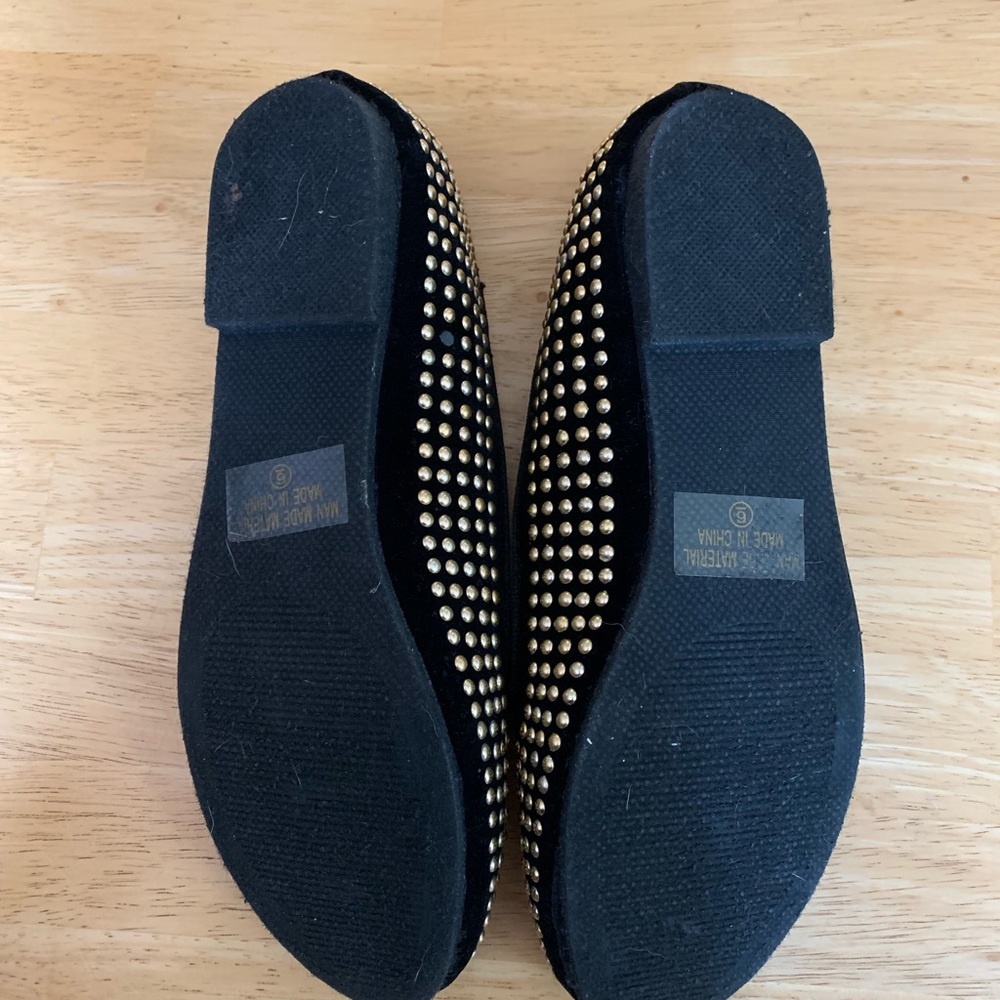 Black and gold studded ballet flats - Picture 2 of 3